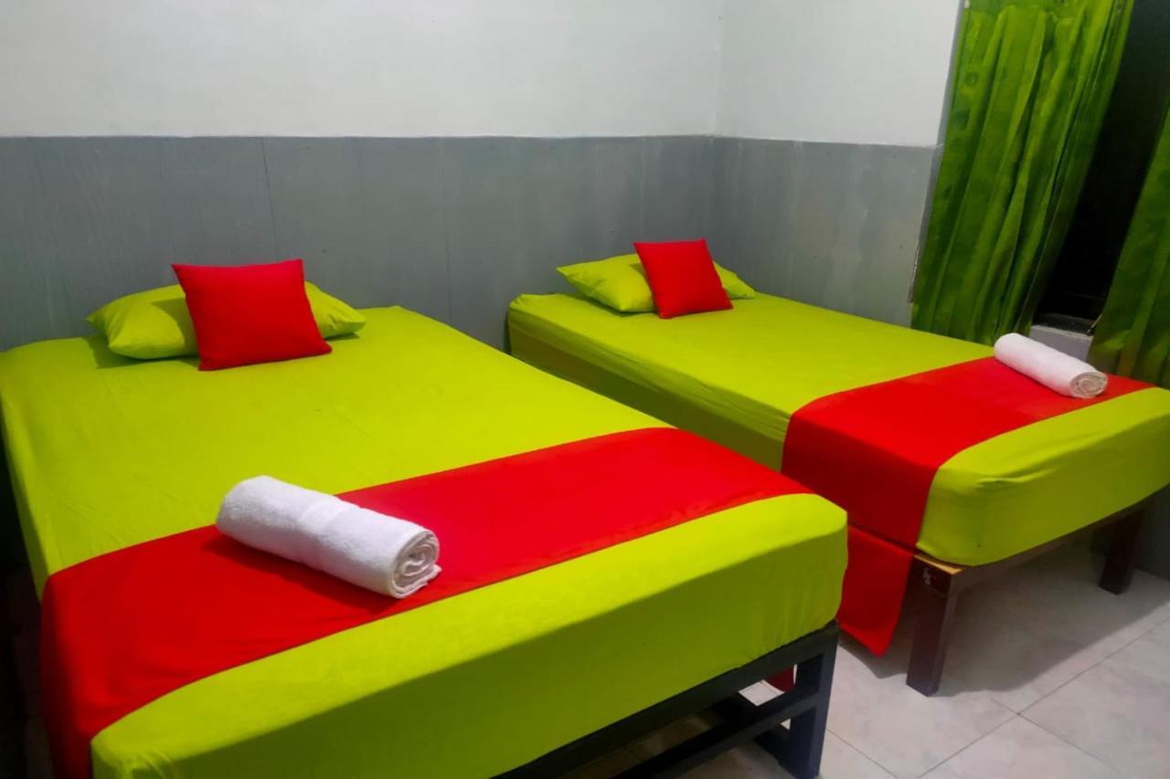 Oyo 91179 Hotel Lagalleria Sumenep Екстериор снимка
