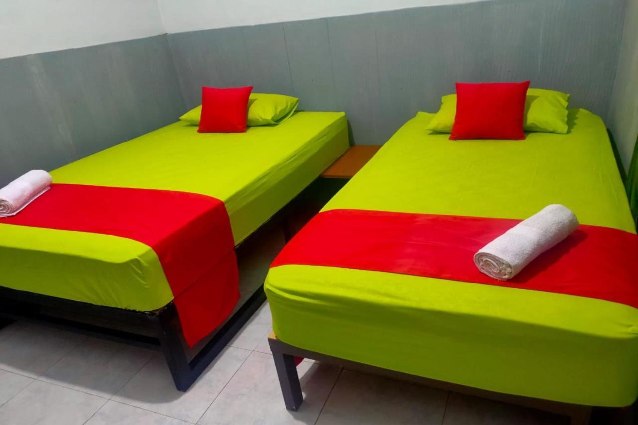 Oyo 91179 Hotel Lagalleria Sumenep Екстериор снимка